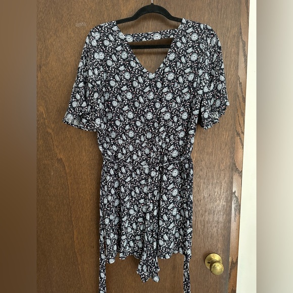 Loft Romper - Picture 2 of 4